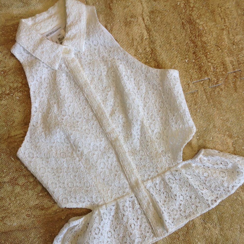 Bcbgeneration White Button Down H025 - image 4